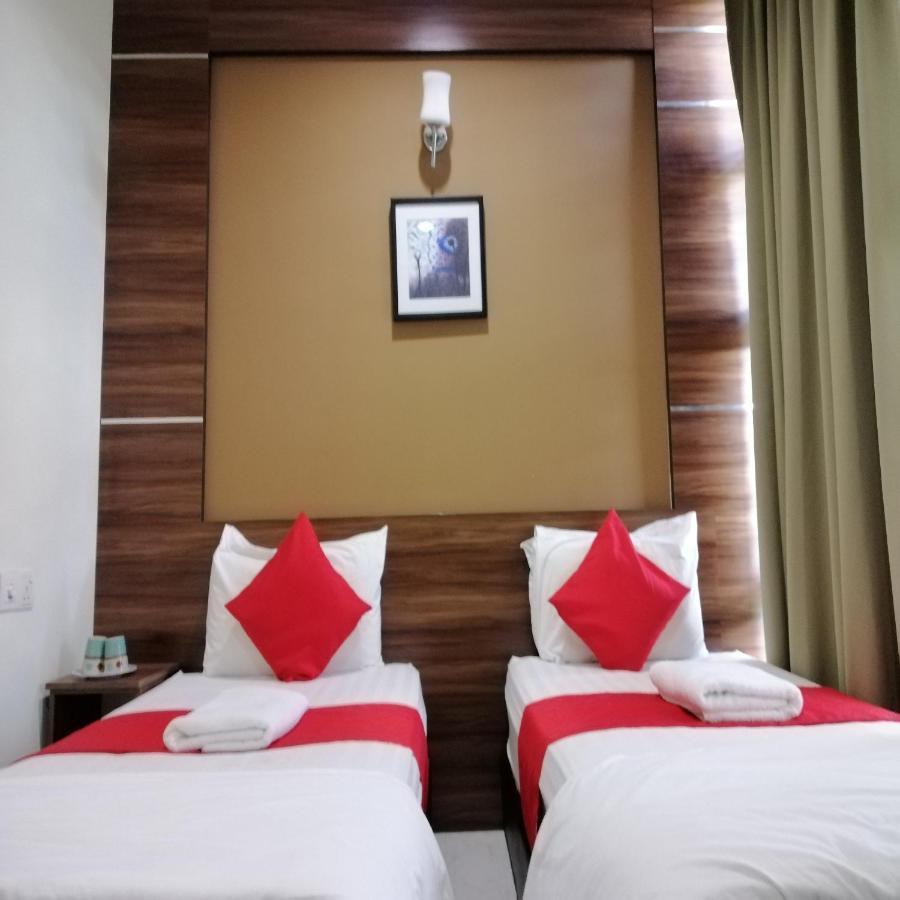 Hotel Meria Шах-Алам Екстер'єр фото